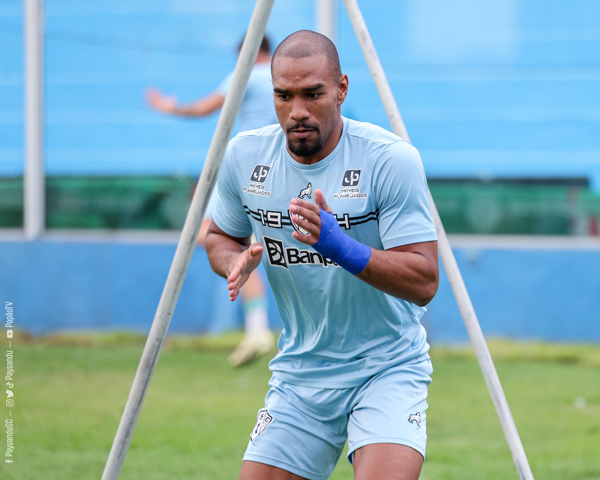 Londrina anuncia a contratação do lateral Kevyn, campeão da Série C pela Ponte Preta