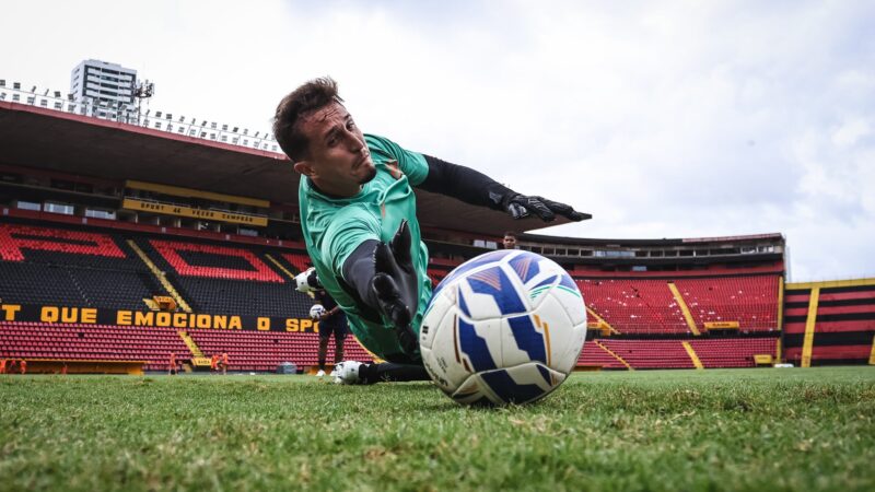 Sport entra em acordo para permanência de Thiago Couto; mas goleiro fica fora do clássico