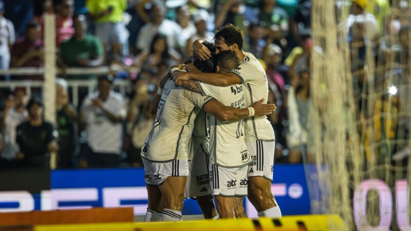 Atlético-MG encaminha contratação de Angelo Preciado e aguarda chegada de lateral
