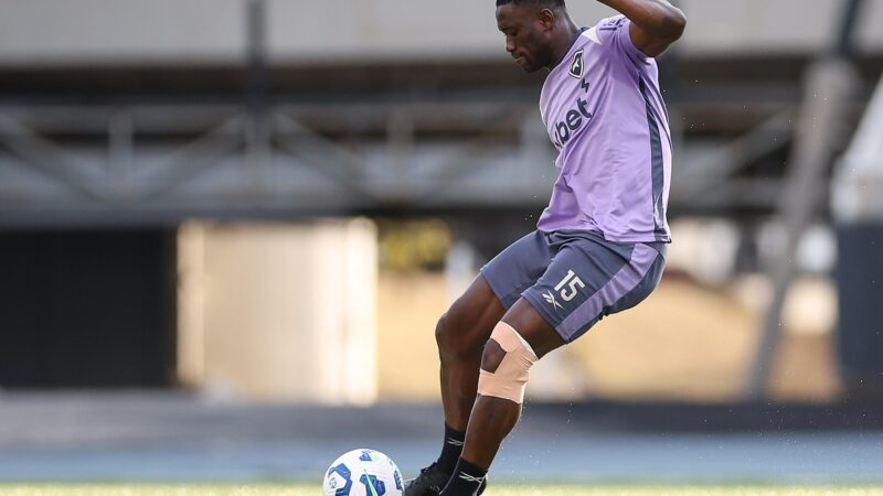 Botafogo tem Bastos e Neto de volta em primeiro jogo com time principal; Correa e Chris Ramos ficam fora