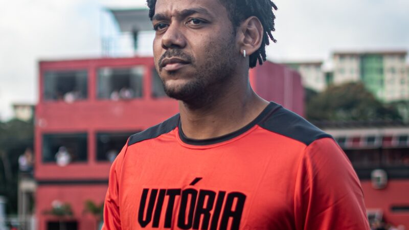 Ex-Corinthians e Vitória, Romarinho procura clube após se livrar de punição por doping