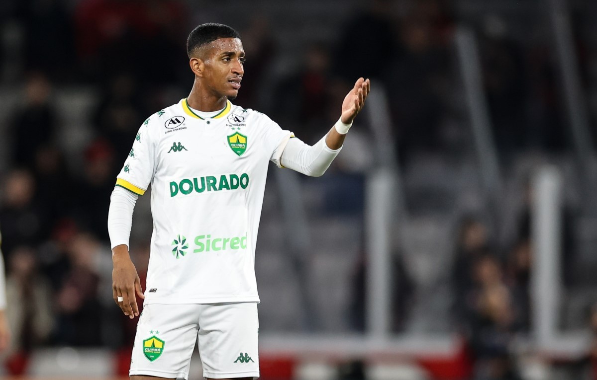 Cuiabá empresta meia Max ao Sport até o fim de 2026