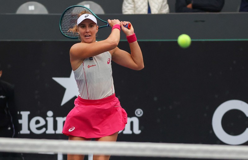 Bia Haddad estreia no WTA 500 de Adelaide contra número 18 do mundo; siga