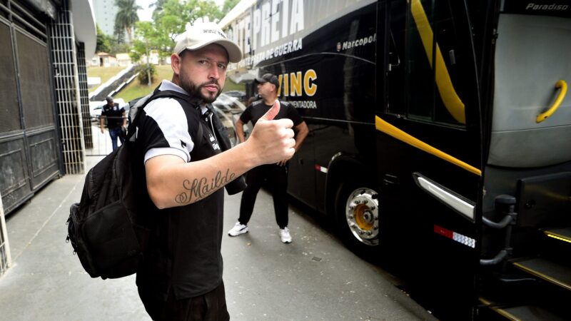 Elvis aparece no BID e reforça a Ponte contra o Corinthians