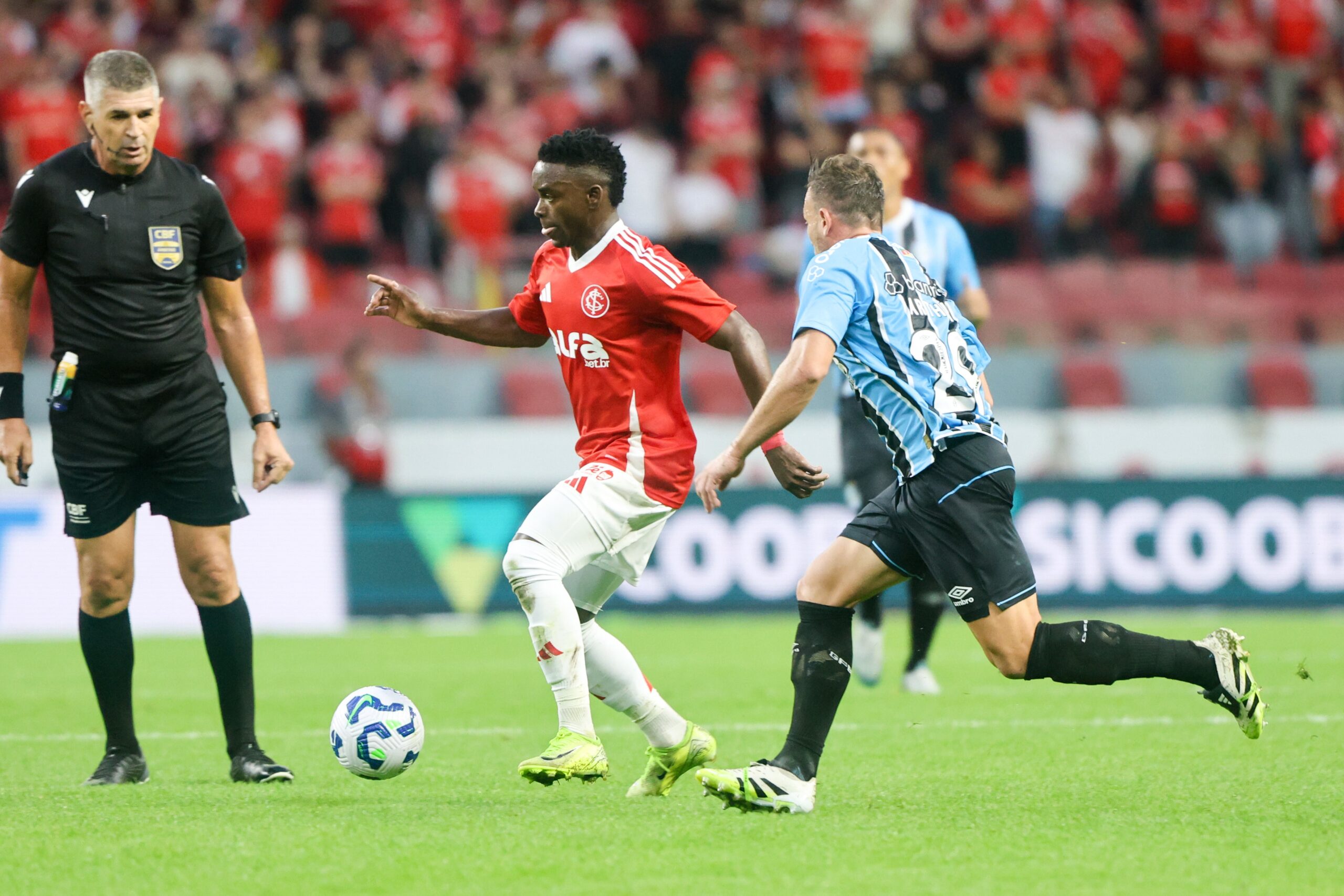 Dupla Gre-Nal começa a temporada em busca do protagonismo perdido