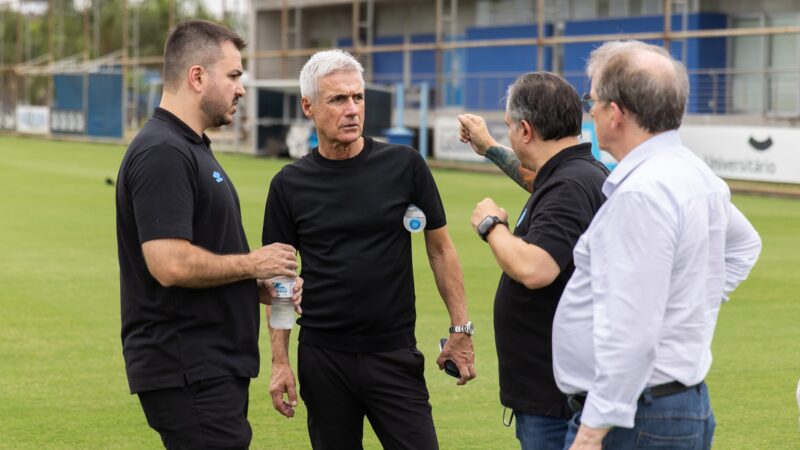 Reforços da base, Gre-Nal e estreia no Brasileirão: o calendário do Grêmio no primeiro mês do ano