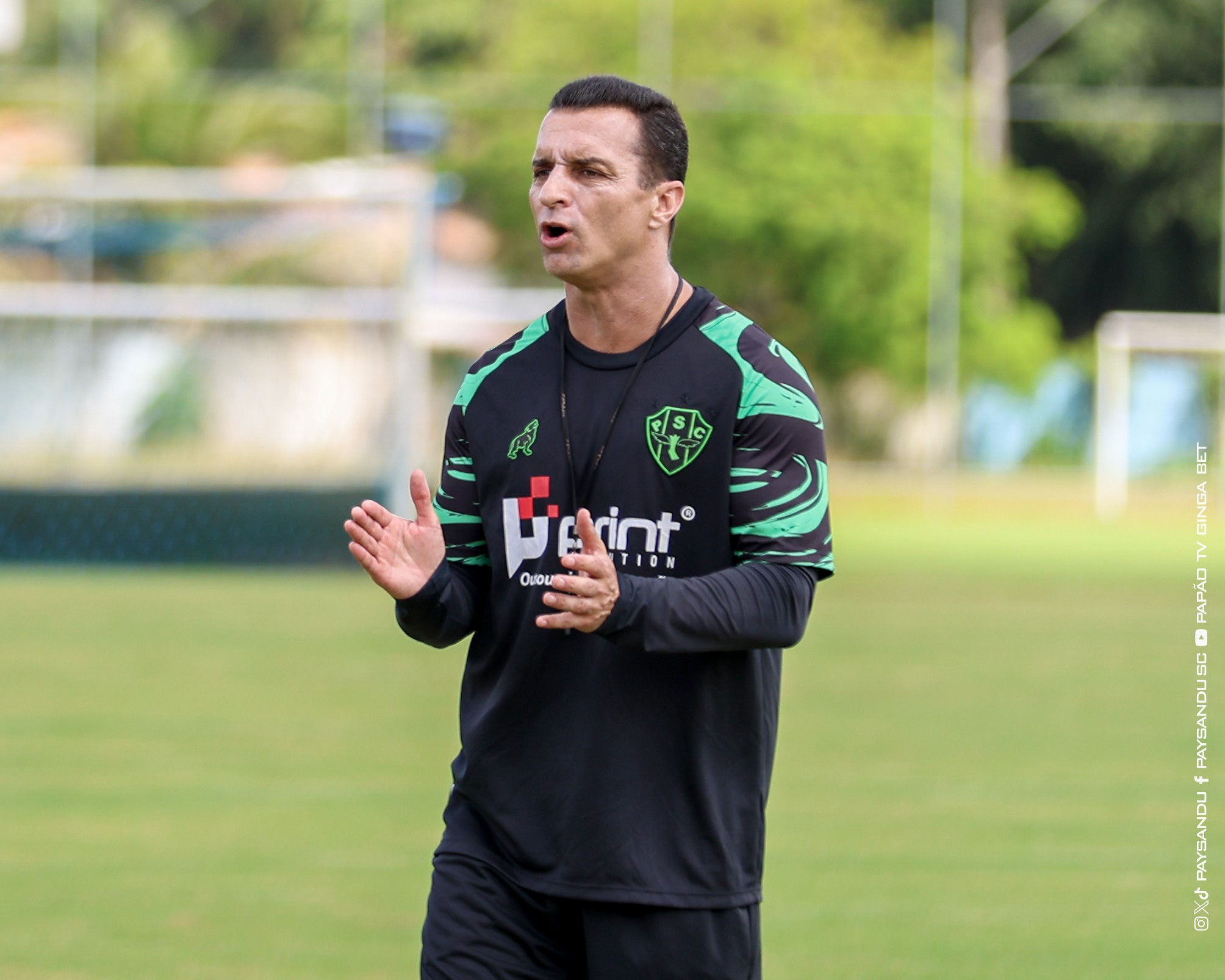 Júnior Rocha avalia primeira vitória do Paysandu e promete ajustes na equipe