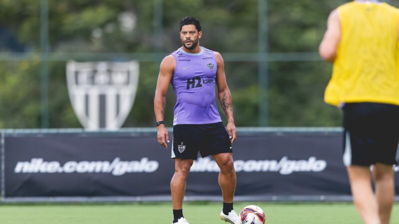 Atlético-MG e Hulk se reúnem para definir futuro do atacante no clube