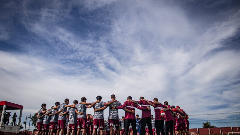 Vila Nova começa a esboçar time para a estreia no Campeonato Goiano