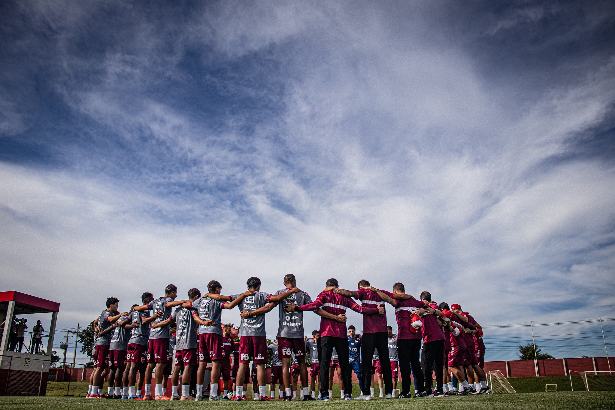 Vila Nova começa a esboçar time para a estreia no Campeonato Goiano