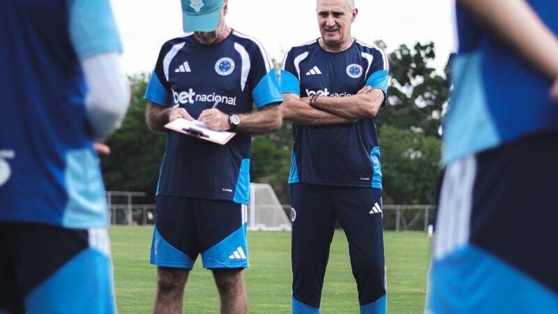 Quando os titulares do Cruzeiro estreiam em 2026? Veja os planos de Tite