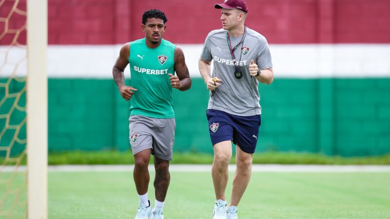 John Kennedy antecipa reapresentação e já treina no Fluminense