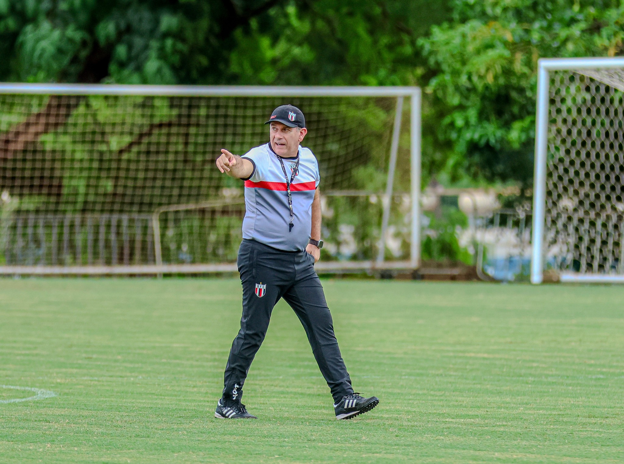 Botafogo-SP luta contra o tempo para ter “estilo Tencati” ainda no Paulistão