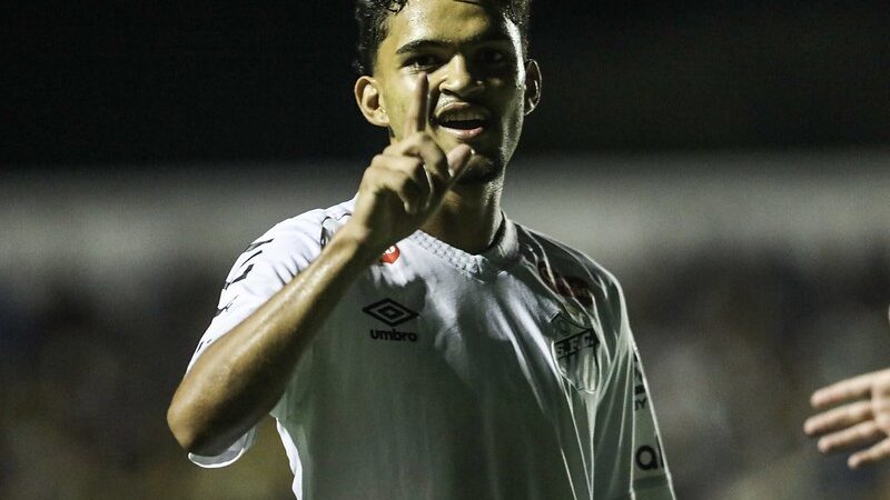 Vojvoda pede, e Santos integra Mateus Xavier e Gustavo Henrique para estreia no Paulistão