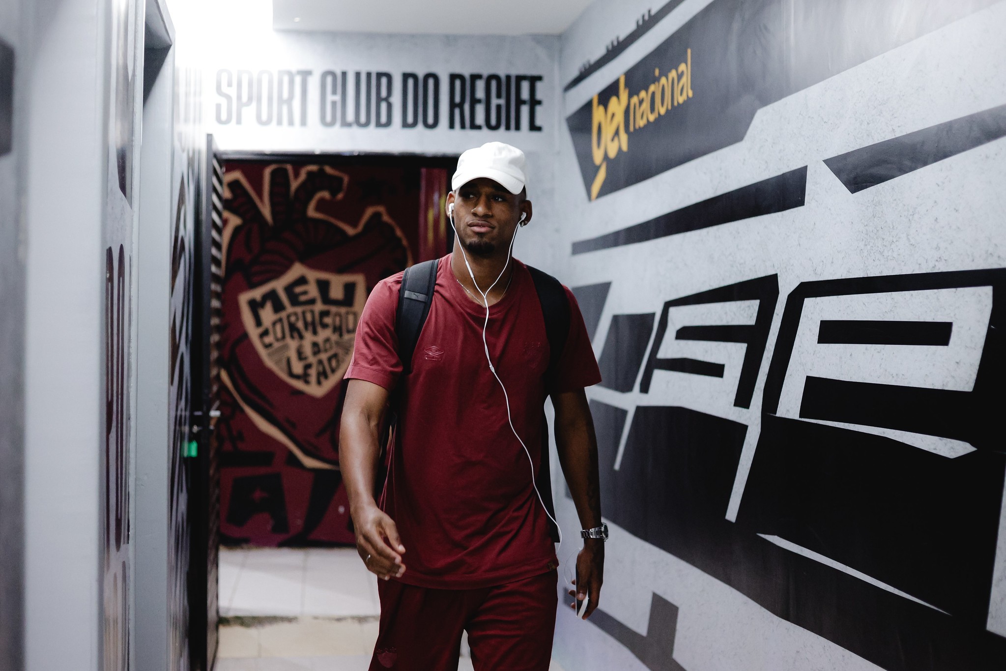 Sport encaminha venda de joia da casa; veja valores e condições