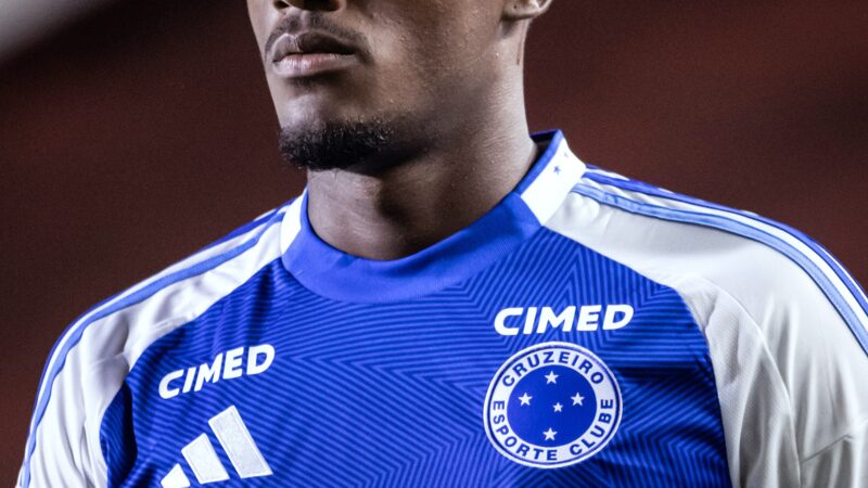 Bruno Alves vai ter espaço no Cruzeiro? Tite avalia cenário para jovem zagueiro