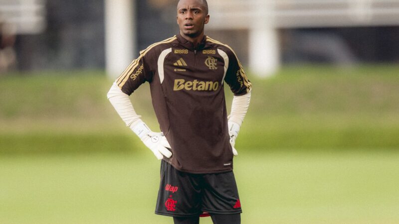 Andrew não é regularizado a tempo e está fora do Flamengo x Vasco