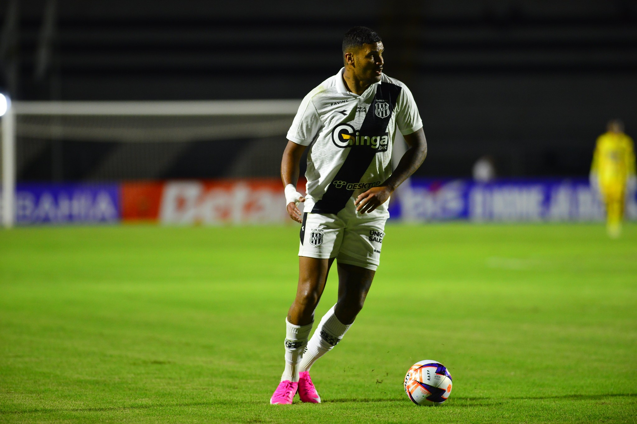 Ponte se acerta com clube turco para a venda de Jeh; veja valores