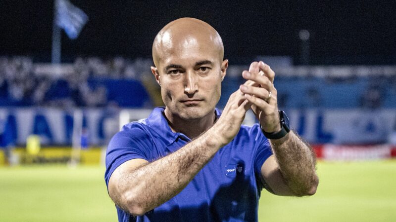 Cauan de Almeida comemora a classificação antecipada do Avaí às quartas de final do Catarinense