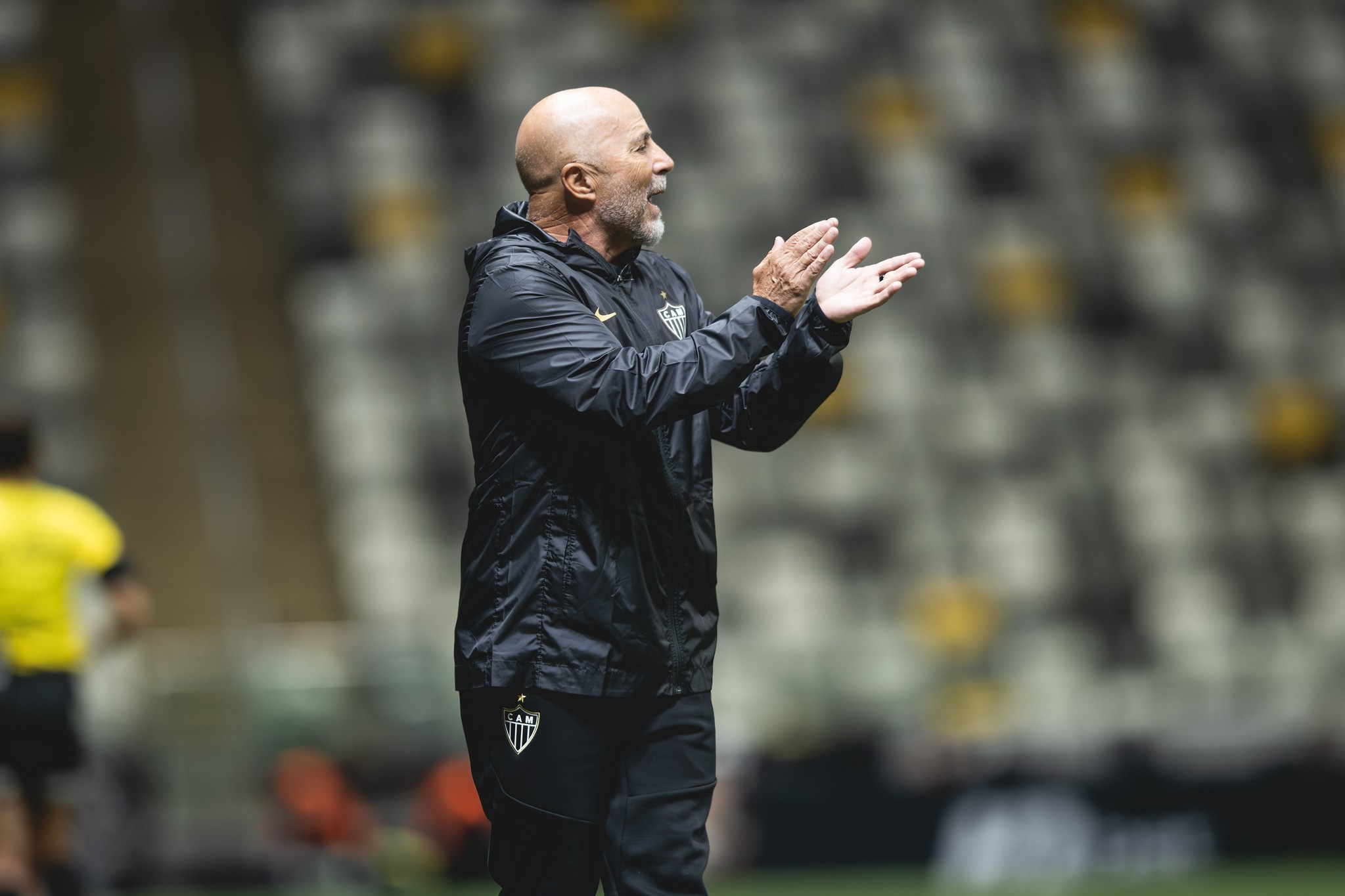 Entenda como o Atlético-MG avalia as declarações de Sampaoli sobre Mineiro, reforços e Cassierra