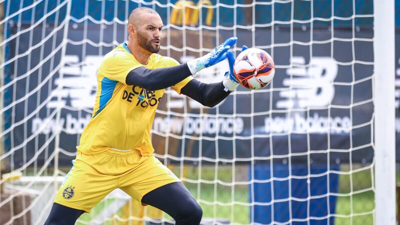 Sem jogar desde outubro, Weverton deve estrear pelo Grêmio antes do Gre-Nal