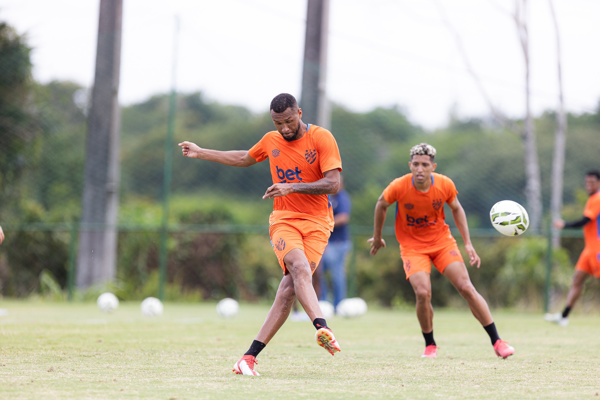 Quem joga? Veja elenco principal do Sport disponível para estrear no Pernambucano