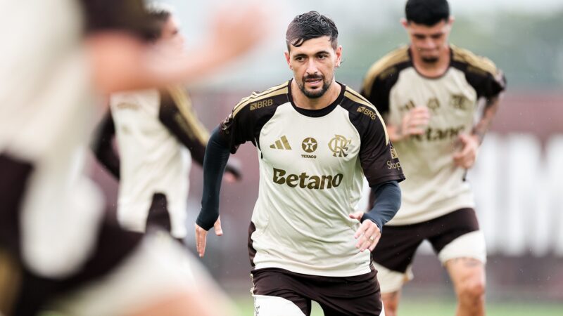 Escalação do Flamengo: com Paquetá à disposição, veja provável time de Filipe Luís na Supercopa