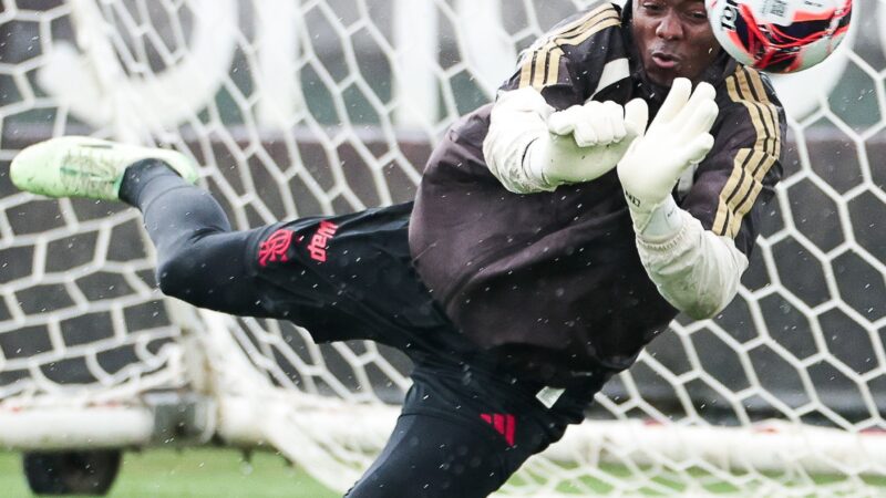 Escalação do Flamengo: Filipe Luís deve rodar o time, e Andrew pode estrear