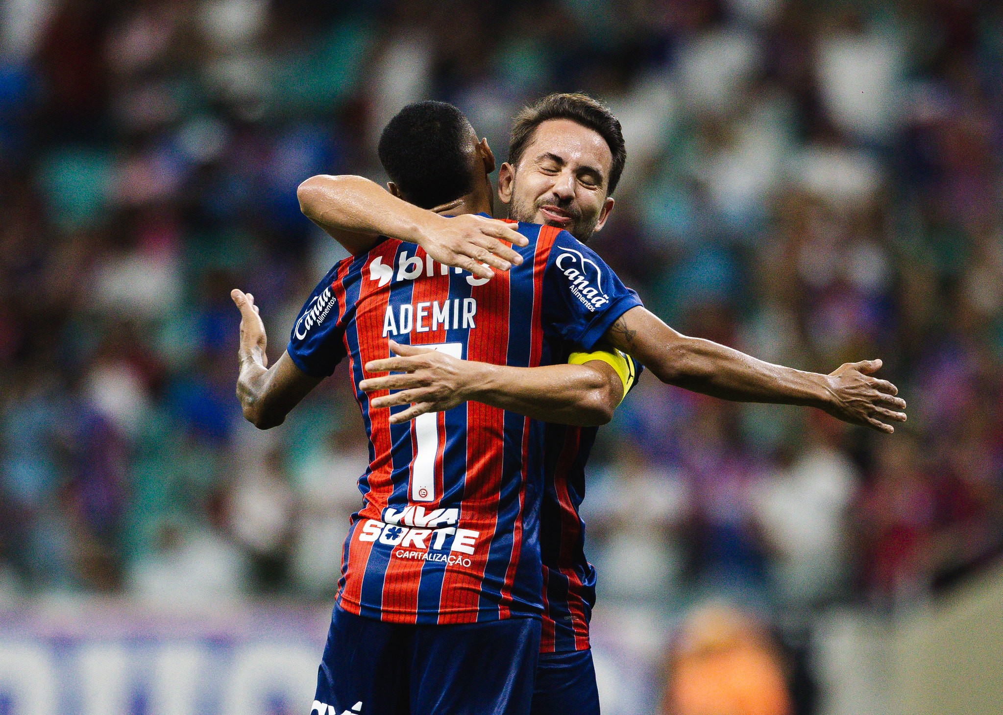 Everton Ribeiro aprova estreia no Bahia, avalia chance de vaga antecipada e projeta Ba-Vi