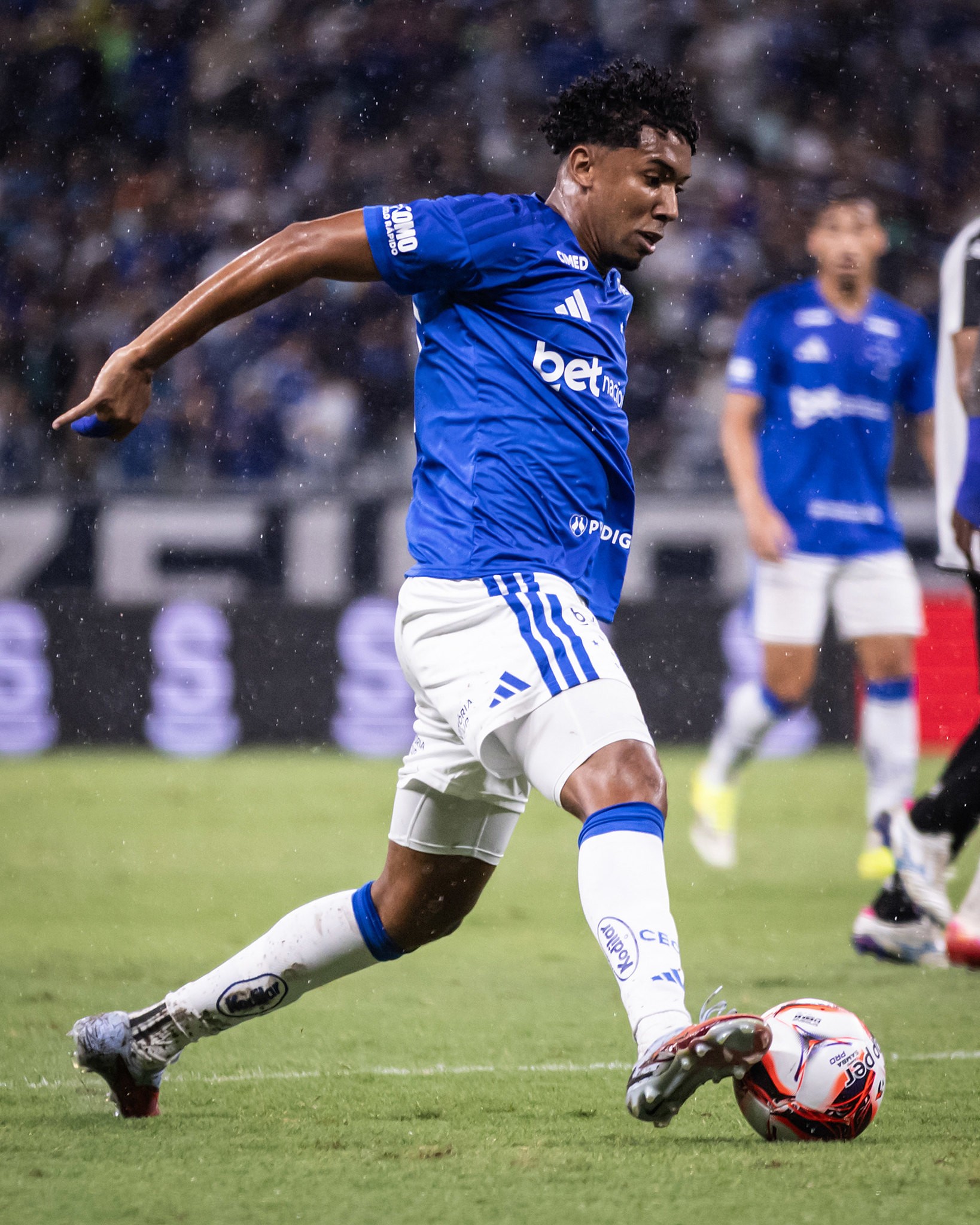 Entenda porque o Cruzeiro negocia venda de Ryan Guilherme cinco meses após contratação