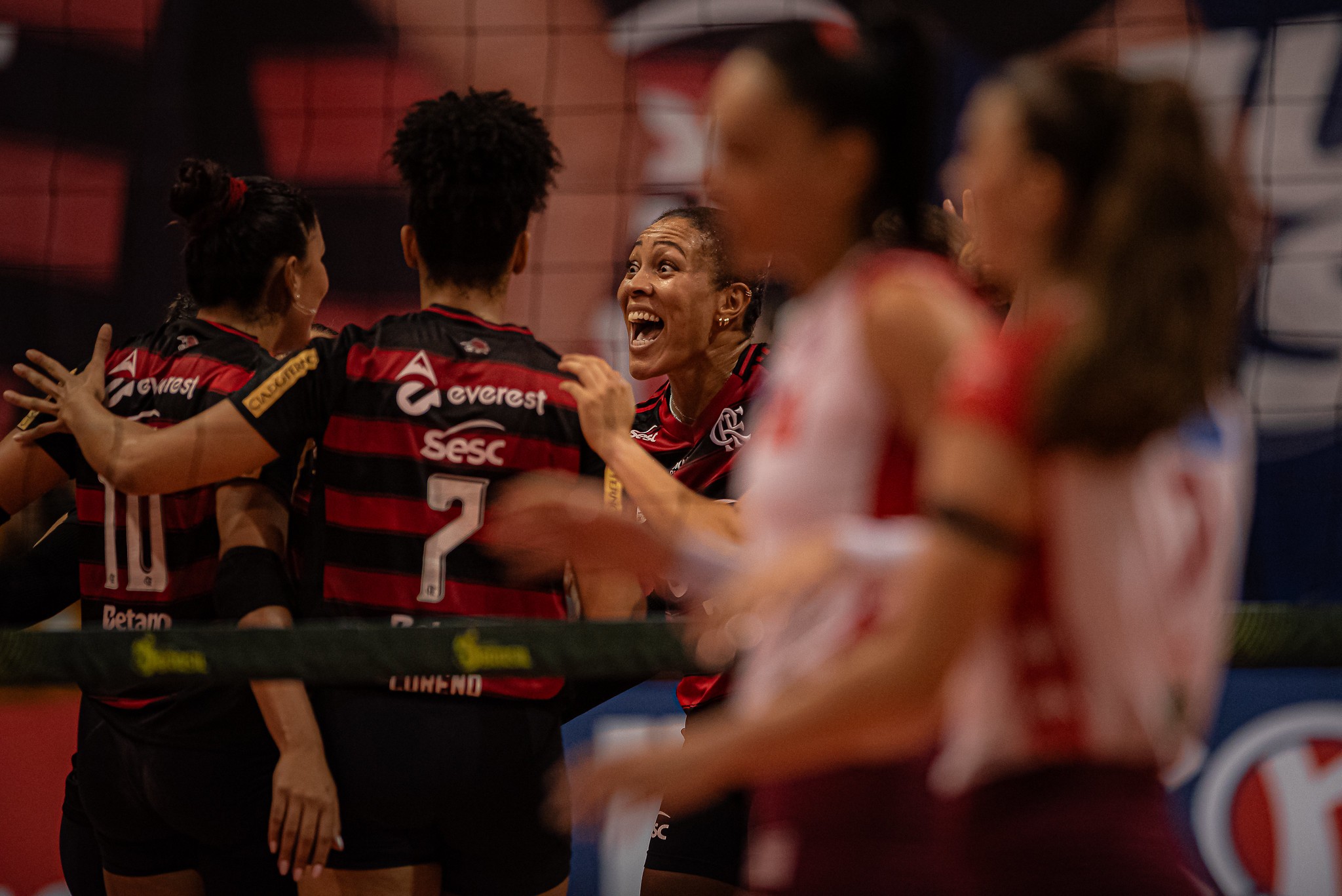 Sesc-Flamengo atropela o Paulistano Barueri e vai à semifinal da Copa Brasil