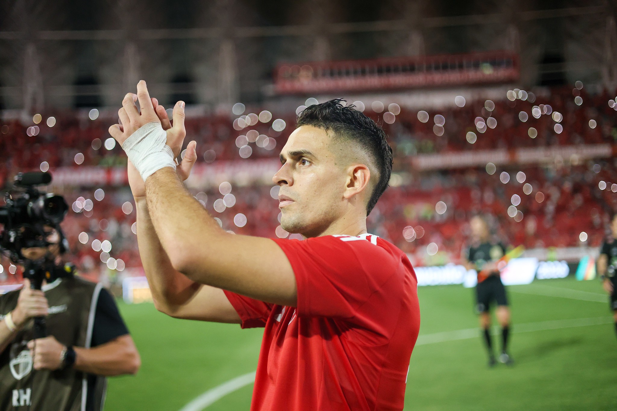 Análise: Inter atropela no Gre-Nal 449 com assinatura de Pezzolano e brilho de Borré