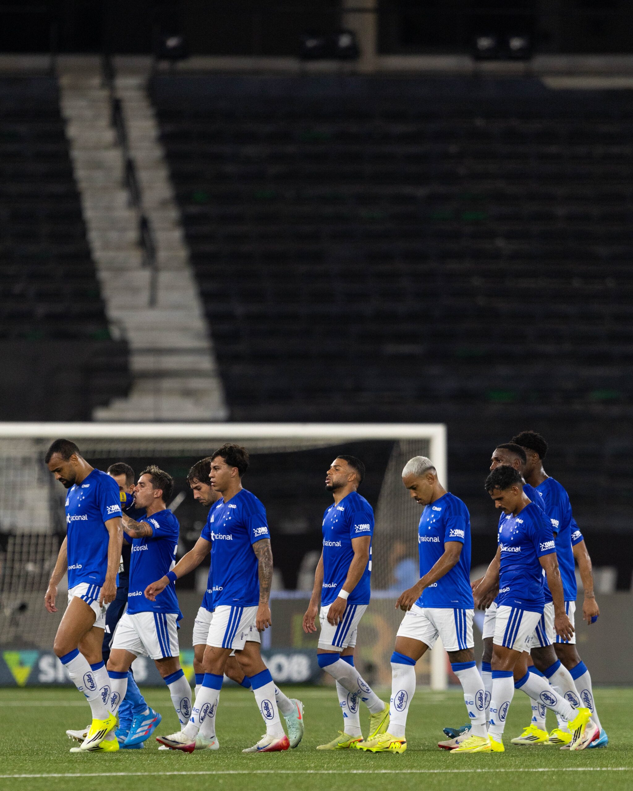 Cruzeiro sofre pior derrota na era SAF, pressiona Tite e volta a perder por quatro gols após 13 anos