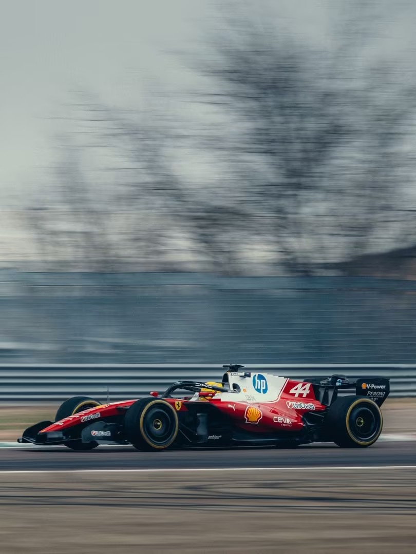 Hamilton detalha primeiras impressões de novo carro da F1 2026