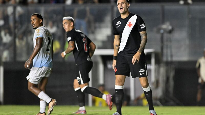 Cerro Porteño anuncia contratação de Vegetti, ex-Vasco