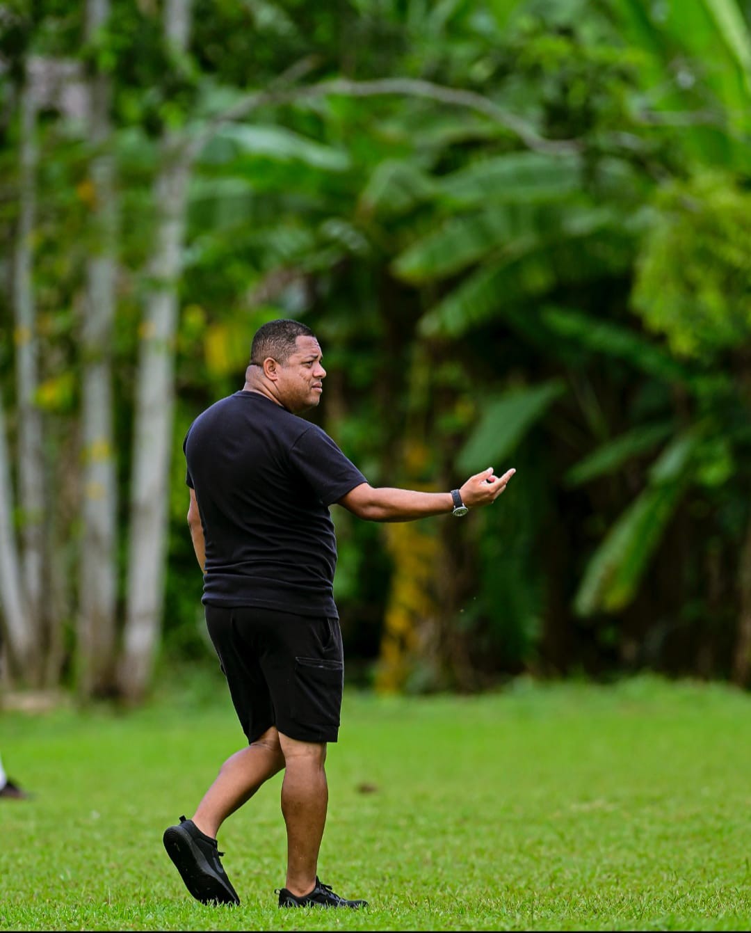 Eric Rodrigues diz que Vasco-AC entrou desligado e lamenta revés na estreia: “Perdemos muitos gols”