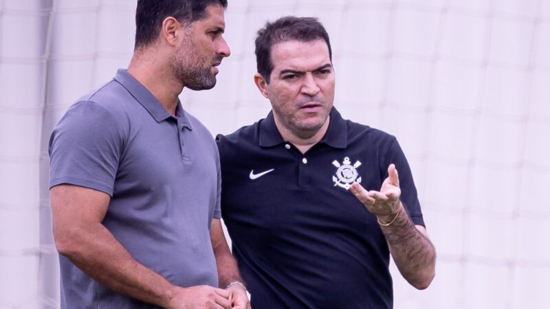 Corinthians procura lateral-esquerdo livre no mercado em meio a impasse com Angileri