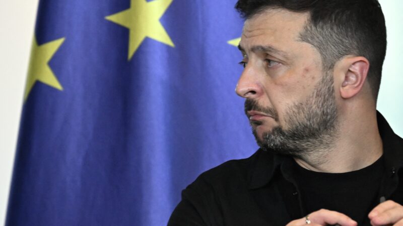 Ucrânia: após denúncias de corrupção, Zelensky escolhe militar para comandar seu gabinete