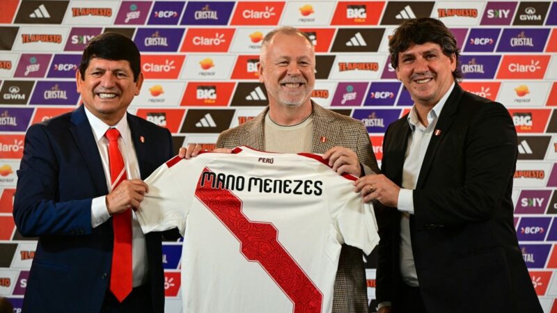 Mano Menezes é apresentado no Peru e cita Neymar: “Se parar de dançar um pouco podemos tê-lo na Copa”
