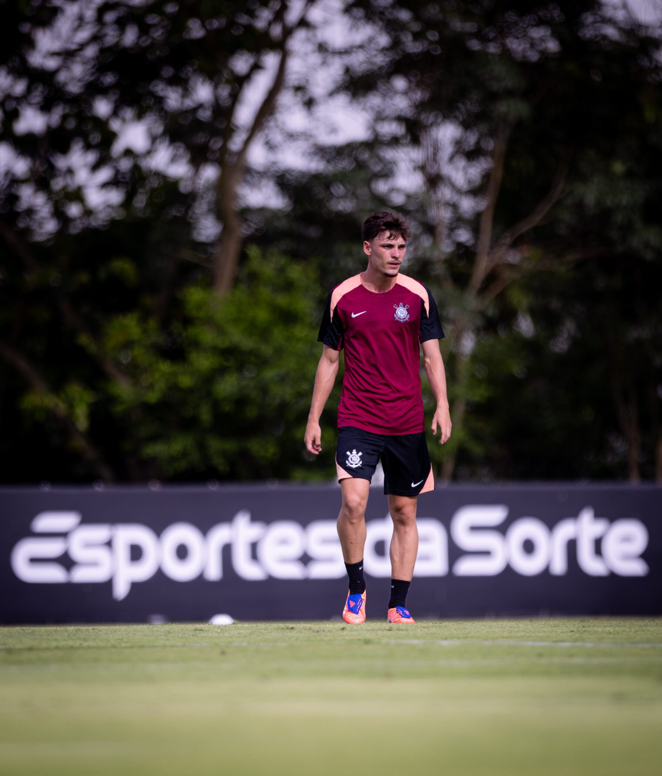 De titulares a negociáveis: quem começa 2026 em alta ou em baixa no Corinthians