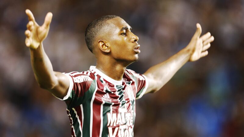 Fluminense lucra R$ 109 milhões com transferências de Gerson desde 2015