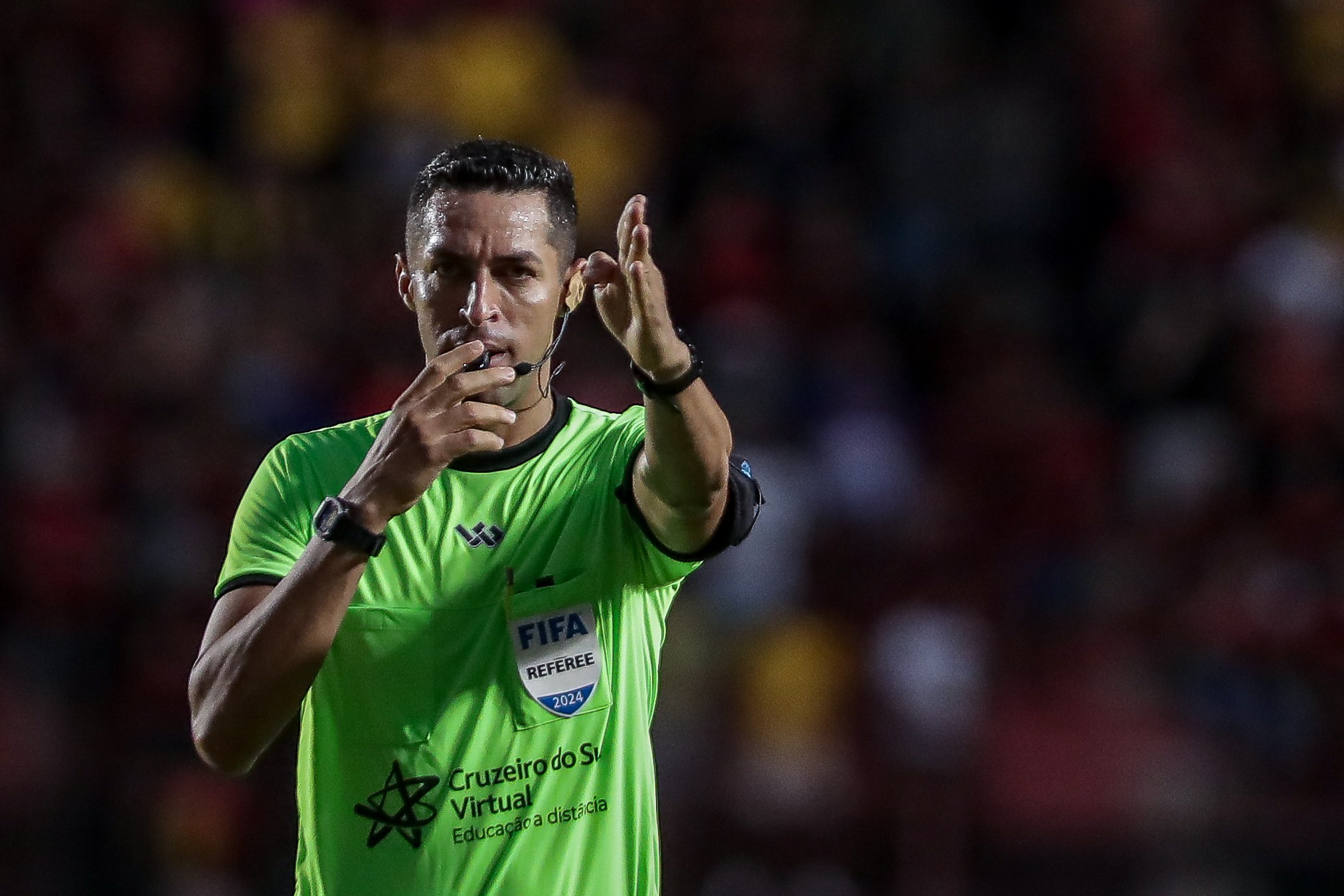 Técnico do Náutico elogia árbitro do clássico contra o Santa Cruz: “O melhor para apitar”