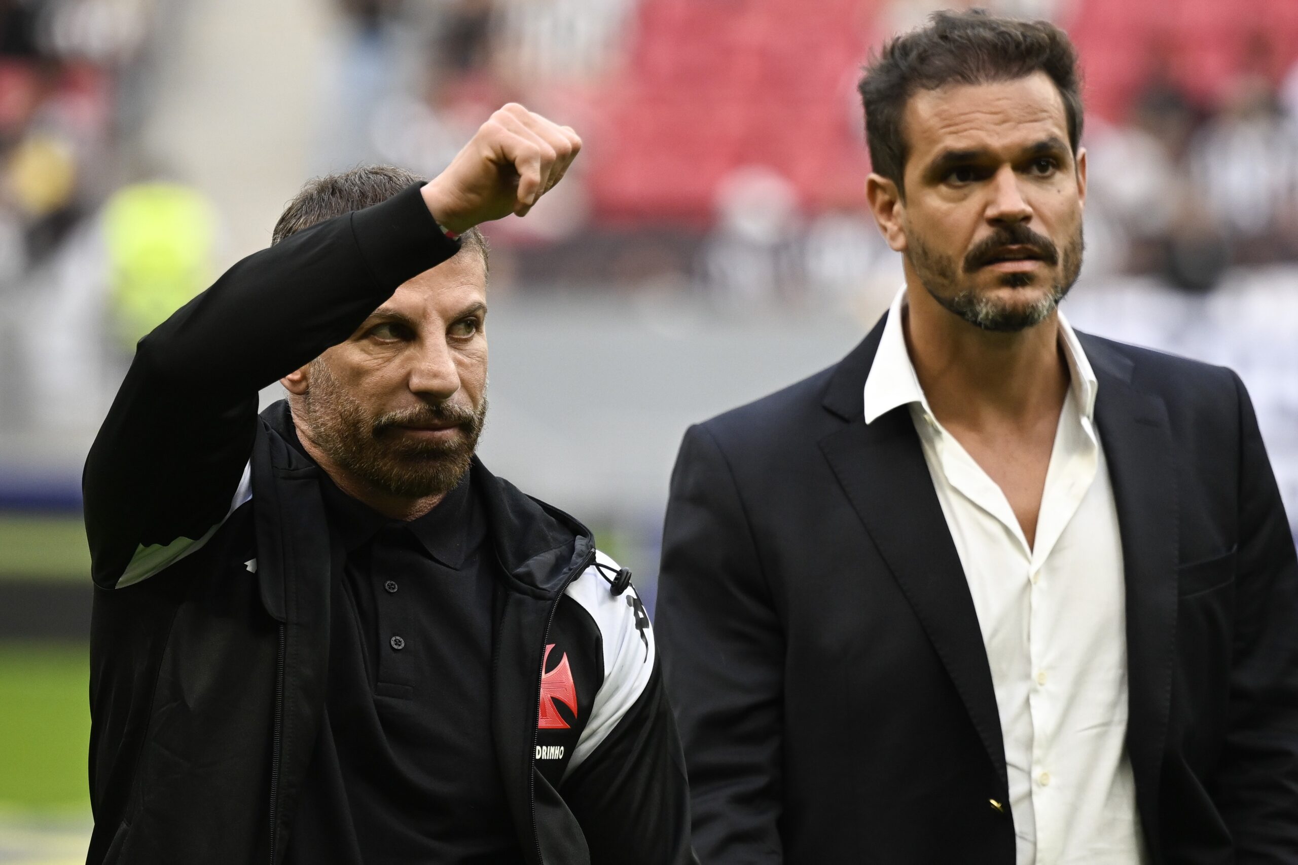 Cuiabano, outro atacante e fluxo de caixa: o que o Vasco quer fazer com o dinheiro de Rayan