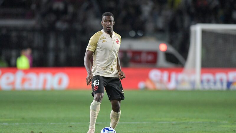 Contrato de Cuesta está perto do fim, mas Vasco tem opção de renovar o empréstimo; veja valores