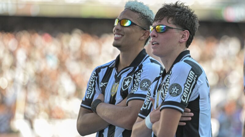 Kadir vai para lista final do Botafogo na Copinha; Montoro e Barrera são inscritos, mas ficam no Rio