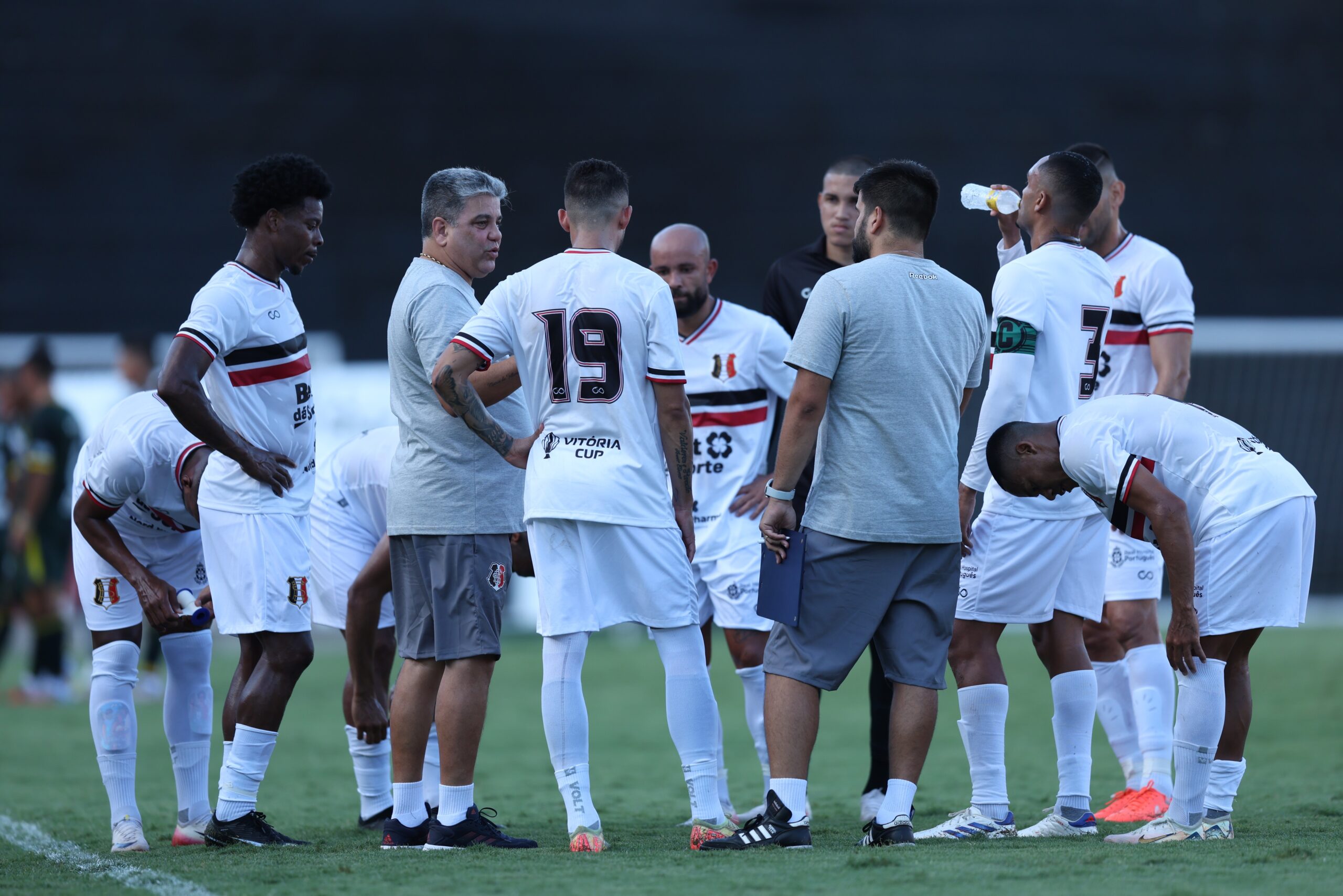 Santa Cruz: sinais claros, problemas antigos