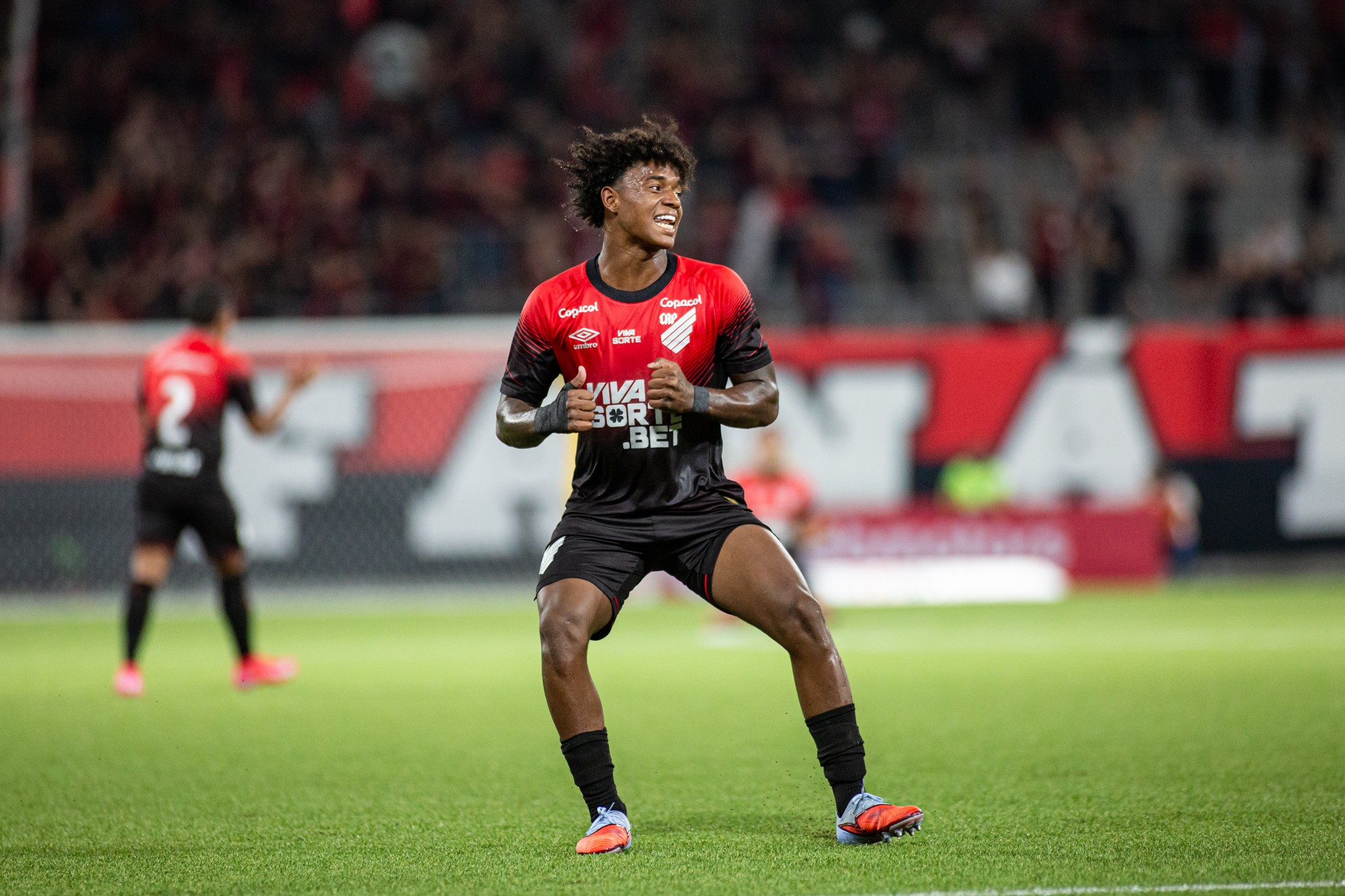 No Athletico, João Correia pede cautela com Bruninho e vê margem de evolução