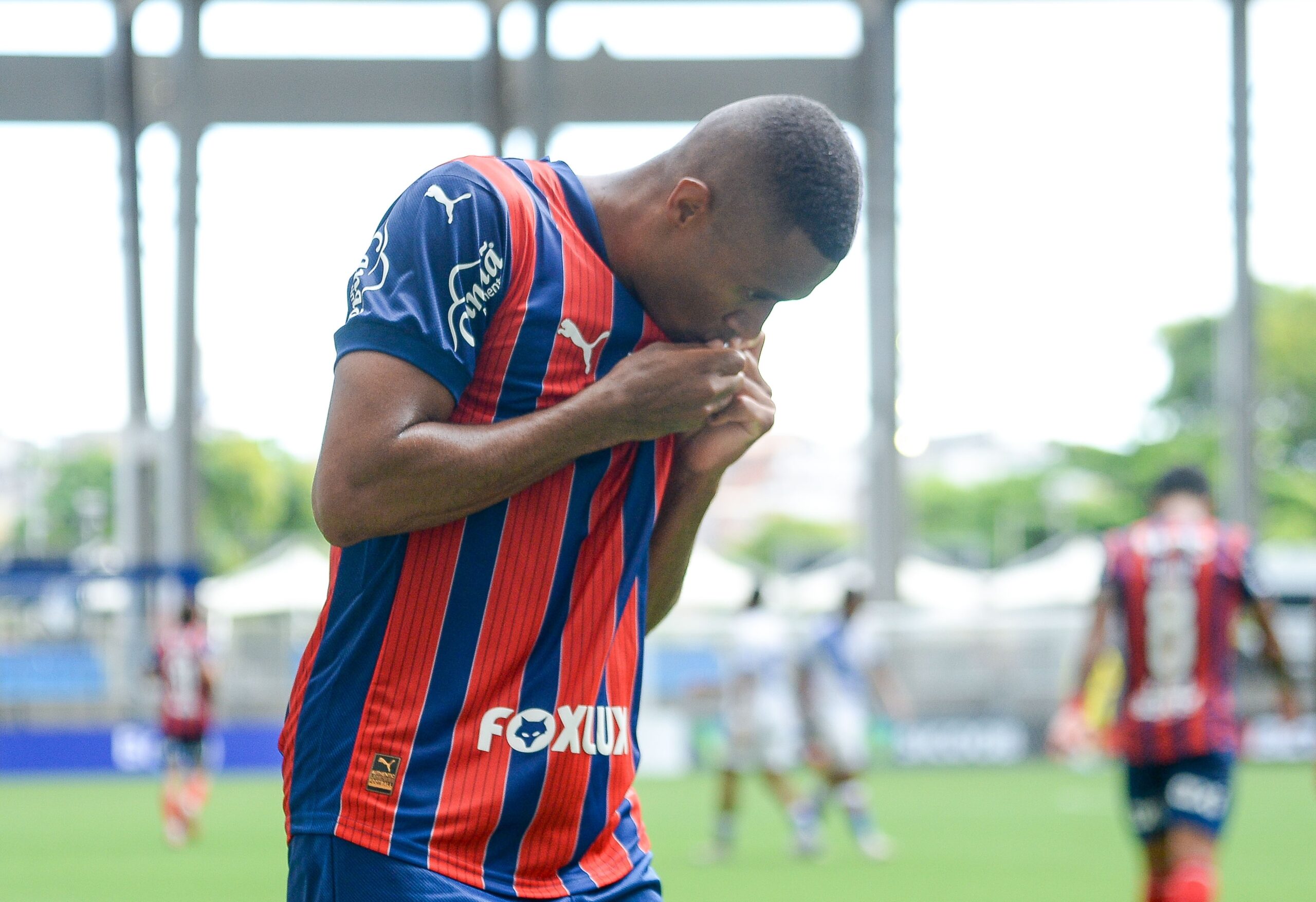 Erick volta a abrir ano com gols pelo Bahia, e Rogério Ceni projeta mais jogos em 2026