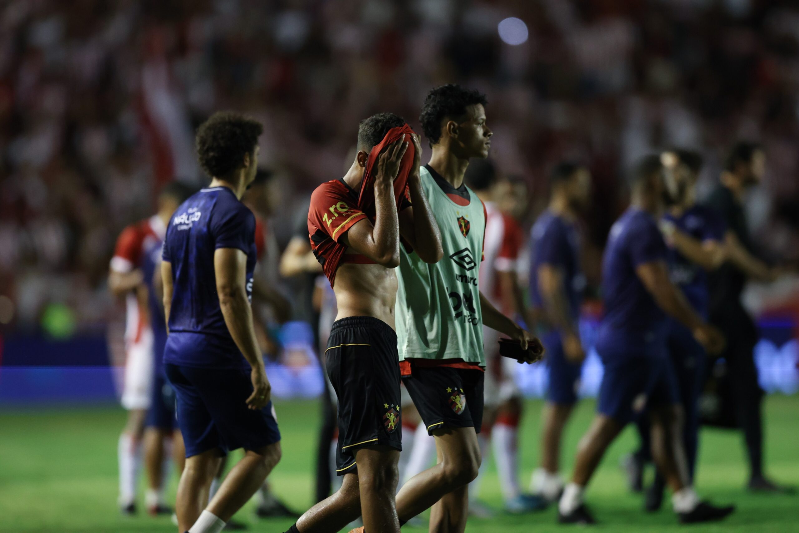 Atuações do Sport: ninguém se salva dos jovens em clássico contra o Náutico; dê suas notas