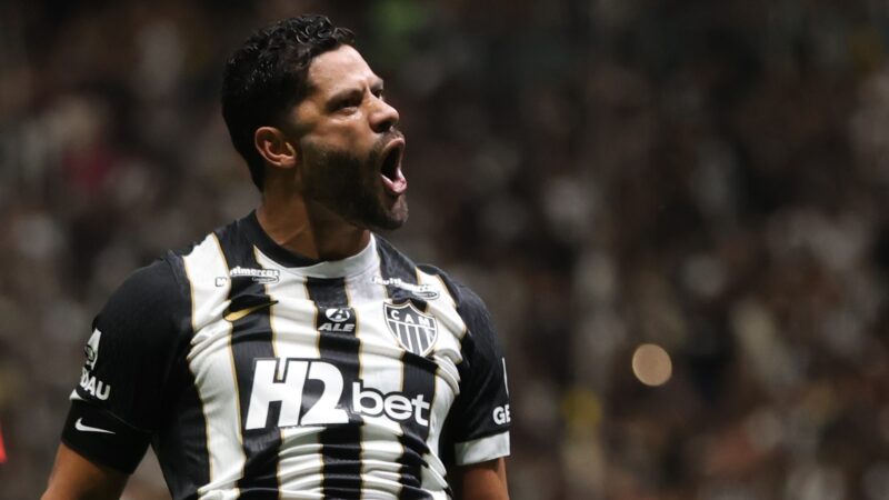 Advogada de Hulk aponta preconceito em críticas ao atacante no Atlético-MG: “Etarismo”